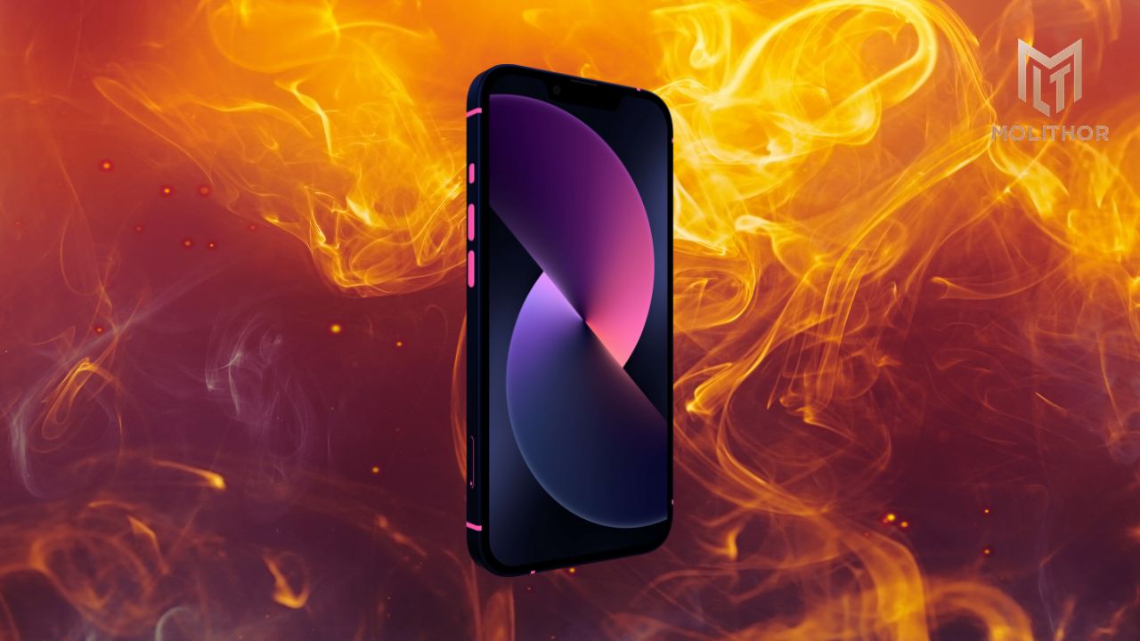 Sạc iPhone nóng máy có sao không? Sự thật nhiều người đang lo lắng